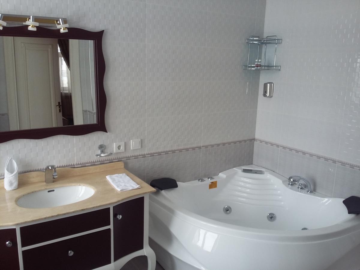Hotel Afrosiyob Qarshi Eksteriør bilde